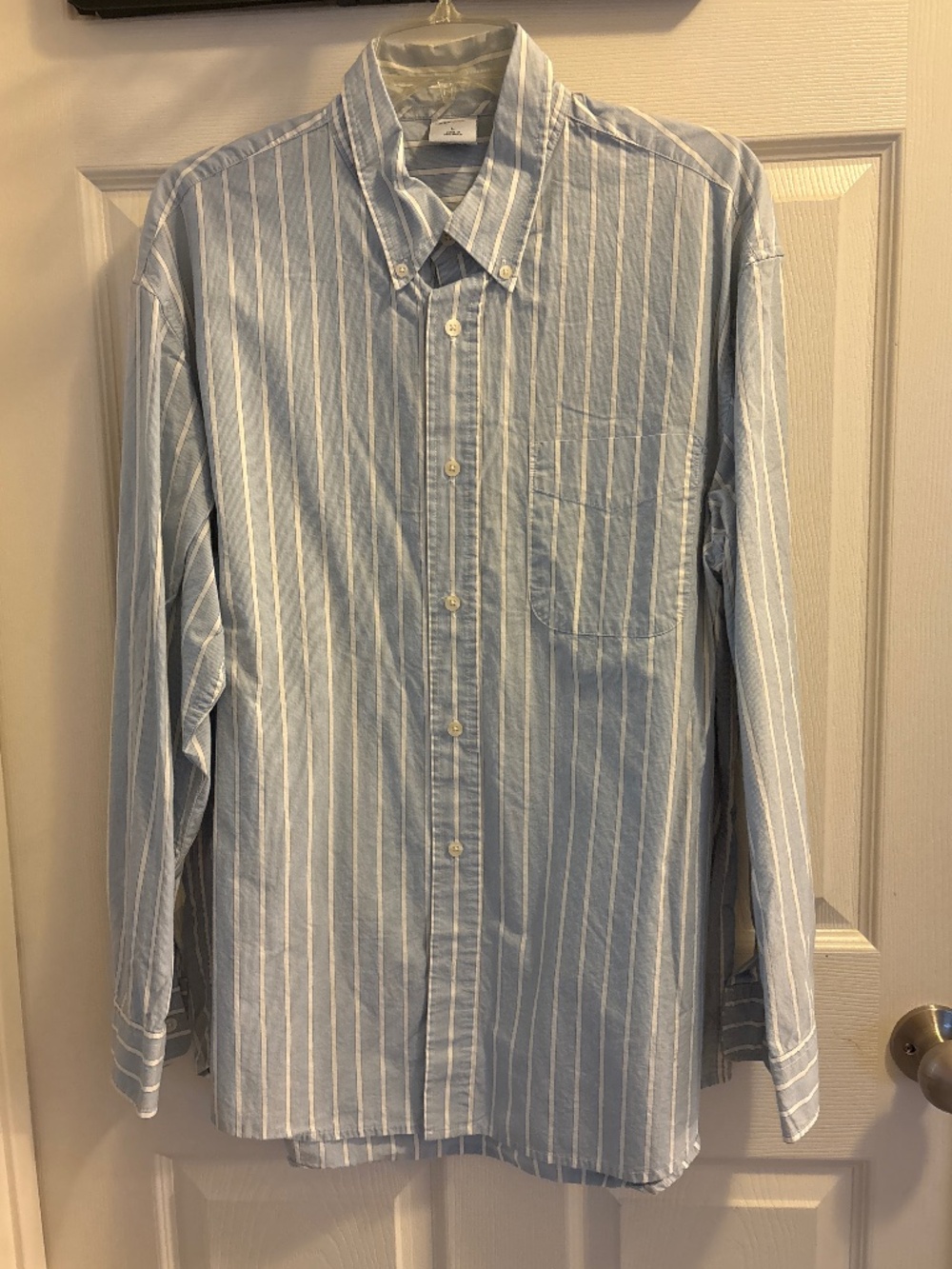 Men Size L shirts